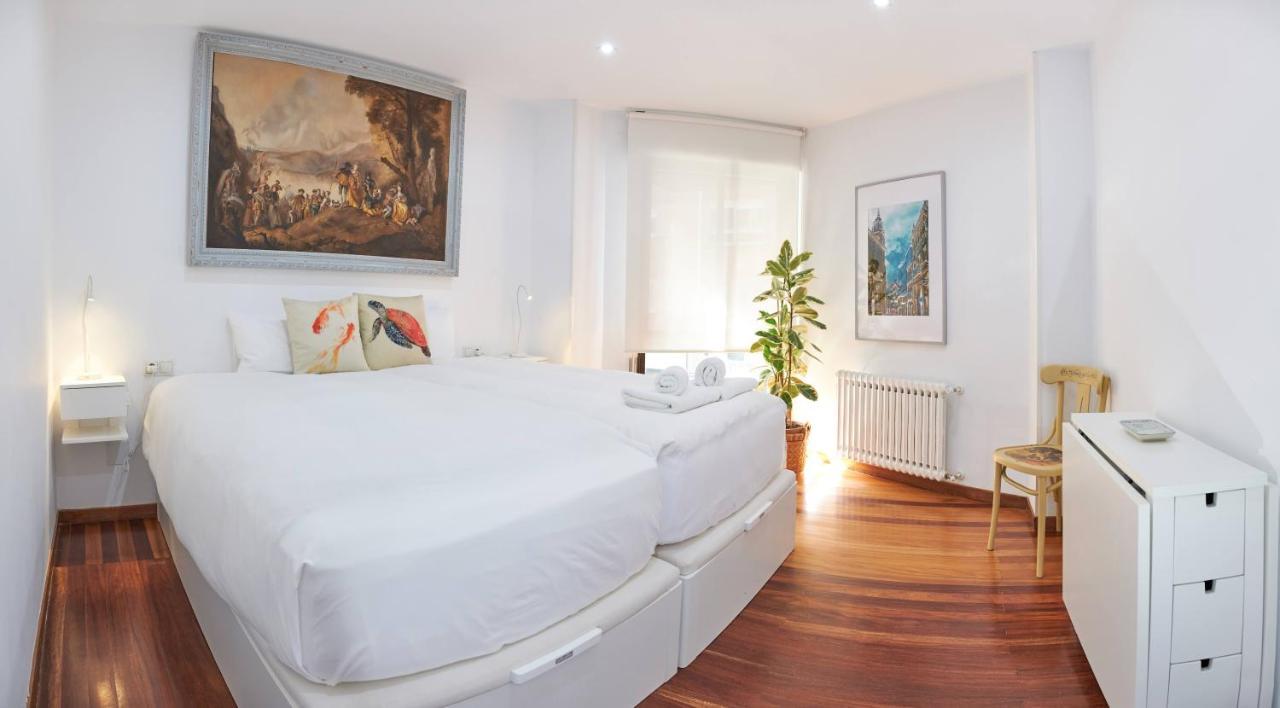 Lujoso Y Amplio Piso Con 5 Habitaciones Santiago de Compostela Eksteriør billede
