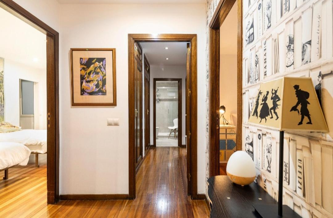 Lujoso Y Amplio Piso Con 5 Habitaciones Santiago de Compostela Eksteriør billede